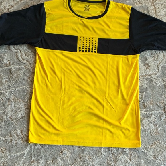 Athletic, Exercise activities - Yellow & Black Graphic T-Shirt - Picture 3 of 8